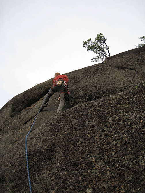 Столбы окинув мимолетным взглядом… (Альпинизм, красноярск, грифы, первый столб, столбизм)