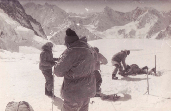 Ледник Федченко на лыжах впервые. Дневник 1970 года. (Путешествия, лыжи, турклуб янтарь)