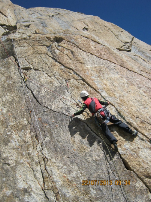 Каравшин.Лазать по скалам - это кайф, но иногда нужно и потерпеть. (Альпинизм, карашин, свободное лазание, бобров)