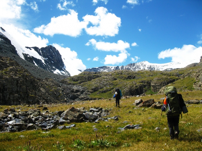 Три хребта. Часть 2. Джетимбель (Горный туризм, перовпрохождение, бурхан, терскей, тянь-шань, джаманечки, ичкесарытор)