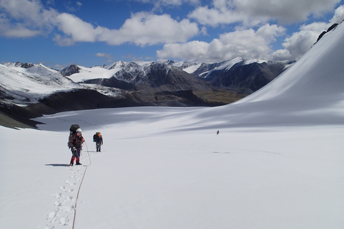 Три хребта. Часть 2. Джетимбель (Горный туризм, перовпрохождение, бурхан, терскей, тянь-шань, джаманечки, ичкесарытор)