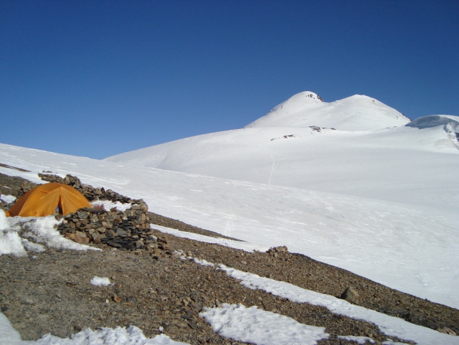 Лето, покрытое снегом. Проект «restlessfrog», часть -1, подготовка. (Альпинизм, juice-team, ленина, хан-тенгри, е.корженевской, победы, коммунизма, памир, тянь-шань)