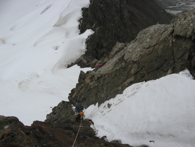 СТО И ОДНА ВЕРЕВКА. Горный поход 6 к. с. по Терскею 6-31 августа 2013 г. (Горный туризм, турклуб нгу, терскей, каракол, киргизия, новосибирск, горный туризм)