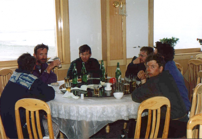 Фильм "Второй кашгарский поход" восстановлен в сети. (Альпинизм, рыкалов, кашгарские горы, китайский памир, аклангам, лебедев, турклуб маи)