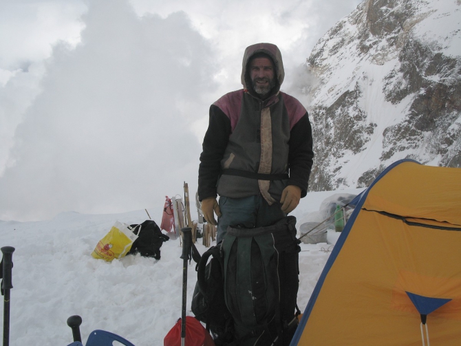Фильм "Бросок на Конгур" о восхождении на вершину в 2007 г. (Альпинизм, тк маи, турклуб маи, бездитко, китайский памир)