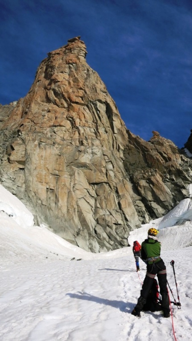 Rock Women on Top - Гранд Капуцин (Альпинизм, svetlana smaykina, маршрут бонатти, bonatti route, elixier d’astaroth, комбинация, positive climbing, olga gorodetskaya, natalya prilepskaya, светлана смайкина, ольга городецкая, valle d'aosta, наталья прилепская, grand capucin, валле д'аоста, alps, женский альпинизм, альпы)