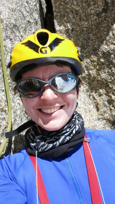 Rock Women on Top - Гранд Капуцин (Альпинизм, svetlana smaykina, маршрут бонатти, bonatti route, elixier d’astaroth, комбинация, positive climbing, olga gorodetskaya, natalya prilepskaya, светлана смайкина, ольга городецкая, valle d'aosta, наталья прилепская, grand capucin, валле д'аоста, alps, женский альпинизм, альпы)