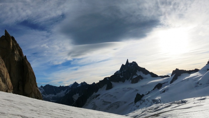 Rock Women on Top - Гранд Капуцин (Альпинизм, svetlana smaykina, маршрут бонатти, bonatti route, elixier d’astaroth, комбинация, positive climbing, olga gorodetskaya, natalya prilepskaya, светлана смайкина, ольга городецкая, valle d'aosta, наталья прилепская, grand capucin, валле д'аоста, alps, женский альпинизм, альпы)