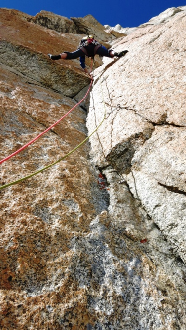 Rock Women on Top - Гранд Капуцин (Альпинизм, svetlana smaykina, маршрут бонатти, bonatti route, elixier d’astaroth, комбинация, positive climbing, olga gorodetskaya, natalya prilepskaya, светлана смайкина, ольга городецкая, valle d'aosta, наталья прилепская, grand capucin, валле д'аоста, alps, женский альпинизм, альпы)