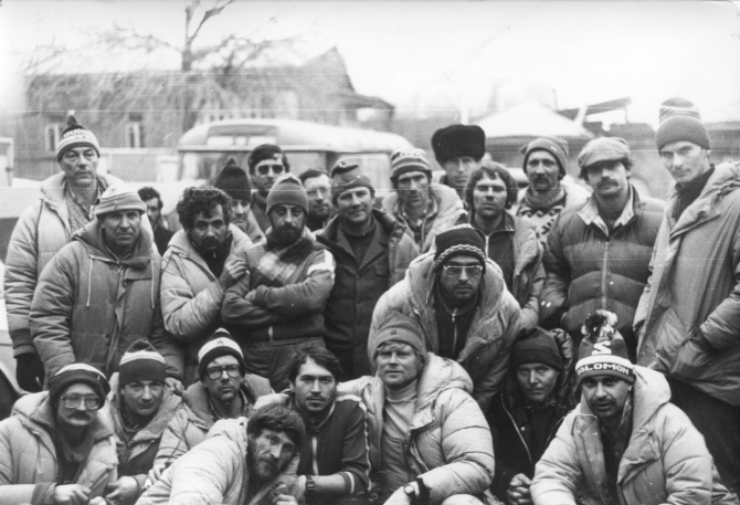 Армения, г. Ленинакан (теперь Гюмри) декабрь 1988 года (Альпинизм, спитак, землетрясение в армении)