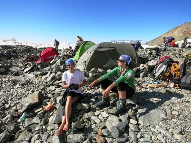 Rock Women on Top — Монблан (Альпинизм, innominata, monte bianco, svetlana smaykina, positive climbing, olga gorodetskaya, natalya prilepskaya, светлана смайкина, ольга городецкая, valle d'aosta, наталья прилепская, mont blanc, валле д'аоста, alps, женский альпинизм, альпы)