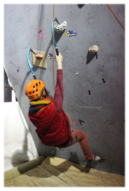 Теперь в Королёве можно лазить Drytooling! И как мы Новый год отмечали! (Скалолазание, скалолазание, соревнования, ледолазание)