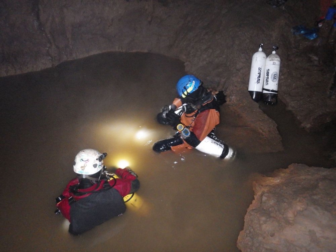 Новые открытия в пещере Нахимовская, Караби, Крым (Горный туризм, свой путь, спелеология)