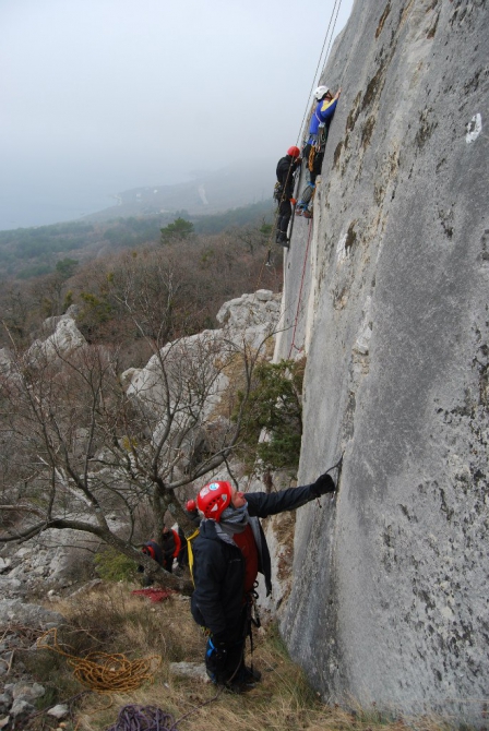 Рождественские каникулы в Горной школе. Итоги. (Альпинизм, альпинизм, скалолазание, ледолазание, драйтулинг, горная школа "категория трудности" им.ставницера, ситник михаил)