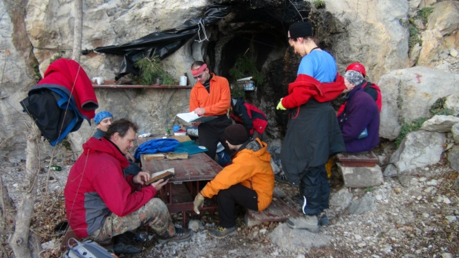 Рождественские каникулы в Горной школе. Итоги. (Альпинизм, альпинизм, скалолазание, ледолазание, драйтулинг, горная школа "категория трудности" им.ставницера, ситник михаил)