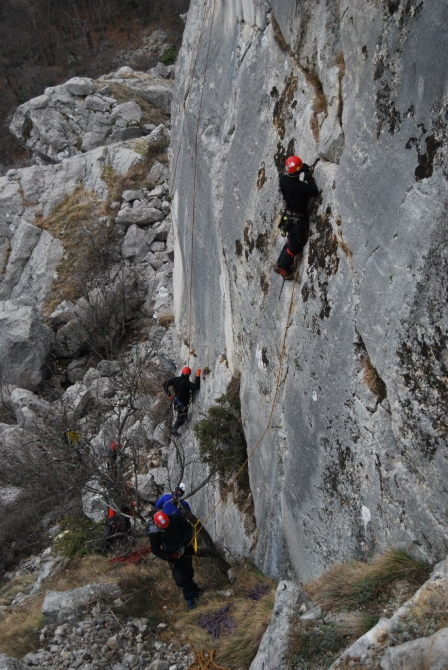 Рождественские каникулы в Горной школе. Итоги. (Альпинизм, альпинизм, скалолазание, ледолазание, драйтулинг, горная школа "категория трудности" им.ставницера, ситник михаил)