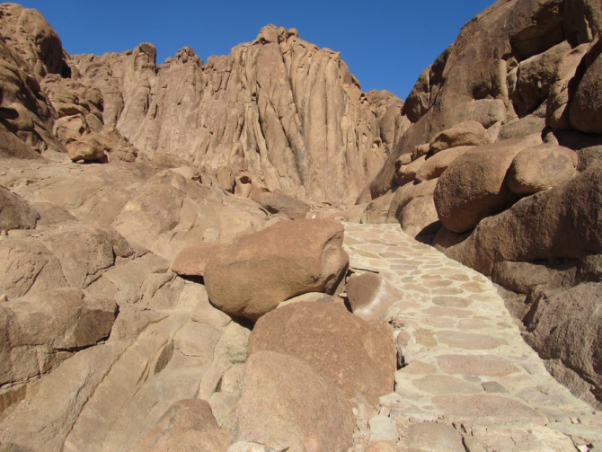 Восхождение на египитскую Сафсафу по «мягким камням» (Альпинизм, сафсафа, египет)