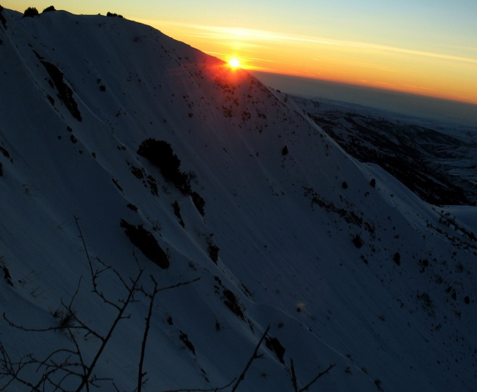 Захотелось поделиться настроением, или на Западном гребне - без перемен. (Альпинизм, ас "йулбарс", чимган зимой)