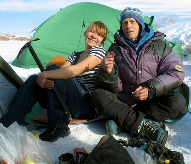 Захотелось поделиться настроением, или на Западном гребне - без перемен. (Альпинизм, ас "йулбарс", чимган зимой)