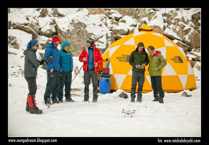 Новости Зимней Нанги! (Альпинизм, поляки, зимние восьмитысячники, симоне моро, нанга-парбат, пакистан, экспедиции, горы)