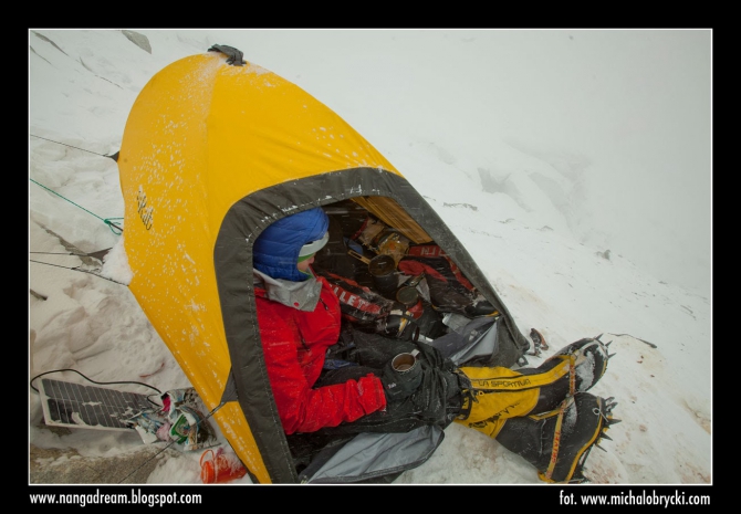 Новости Зимней Нанги! (Альпинизм, поляки, зимние восьмитысячники, симоне моро, нанга-парбат, пакистан, экспедиции, горы)