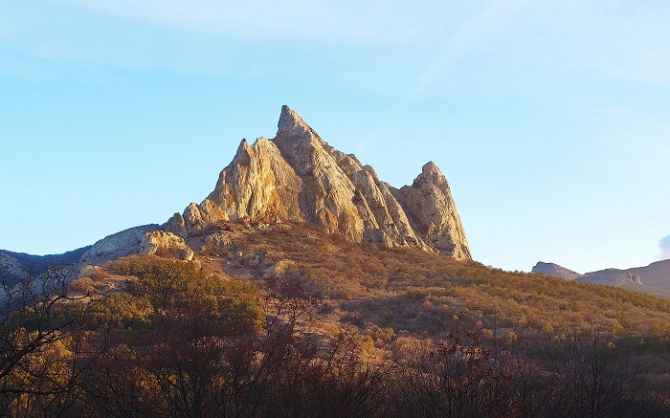 Неизвестный Крым. Первопроходы в Солнечной Долине (Альпинизм, пугачев, террорист, парсук-кая, судак)
