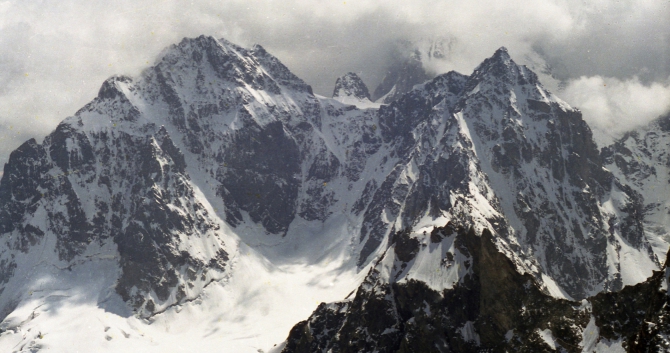 Ущелья Адырсу и Адылсу.Фото маршрутов в дополнение к описаниям (Альпинизм, уллу-тау, альпинистские маршруты)