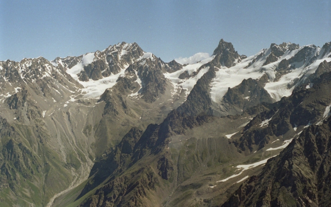 Ущелья Адырсу и Адылсу.Фото маршрутов в дополнение к описаниям (Альпинизм, уллу-тау, альпинистские маршруты)