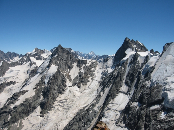 Ущелья Адырсу и Адылсу.Фото маршрутов в дополнение к описаниям (Альпинизм, уллу-тау, альпинистские маршруты)