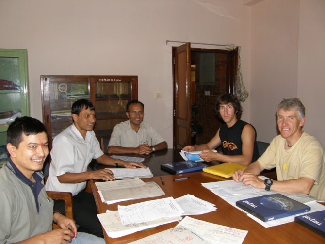 Экспедиция Валерия Бабанова на Жанну... Выдвигаемся в Тапледжунг. (Альпинизм, 2007, кофанов, непал, экспедиции)