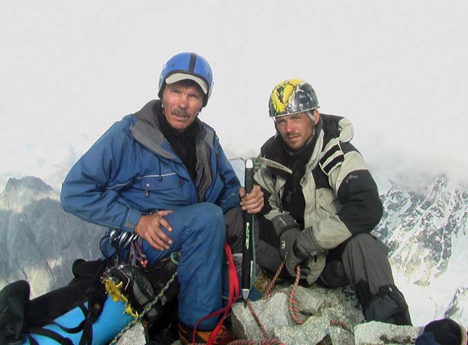 Суганбаши по правой части Восточной стены... Фотоотчет (Альпинизм, северная осетия, дигория, 6а)