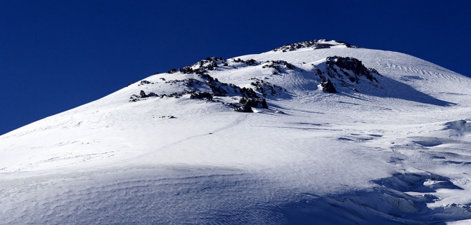 Несколько слов о восхождении на восточную вершину Эльбруса 5621м по северному склону. (Горный туризм, конкурс bask)