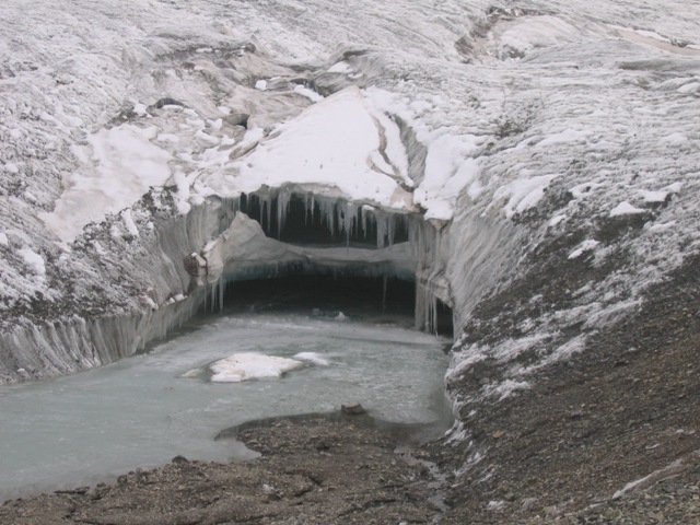 Высотные каникулы, или Лето на «пятерку» (Альпинизм, заалай, перевал, зулумарт, бергшрунд, долина, туристический, поход, маршрут, высота, акклиматизация, восхождение, горный, горная пятерка, памир, пик ленина, вершина, урицкого, дзержинского)