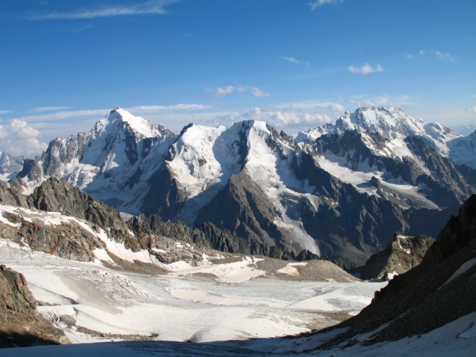 Ущелья Адырсу и Адылсу.Фото маршрутов в дополнение к описаниям (Альпинизм, уллу-тау, альпинистские маршруты)