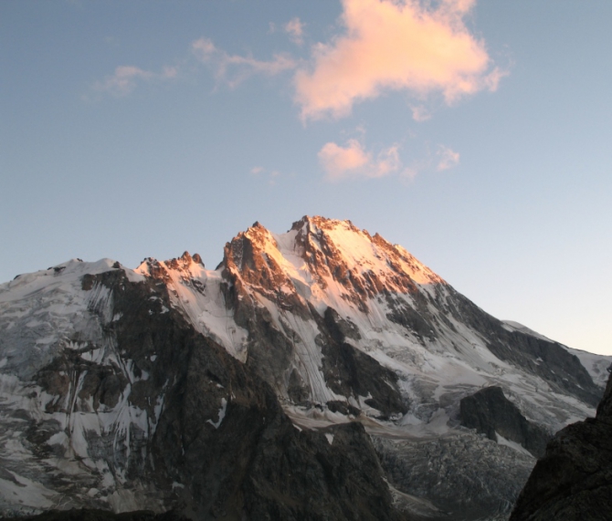 Ущелья Адырсу и Адылсу.Фото маршрутов в дополнение к описаниям (Альпинизм, уллу-тау, альпинистские маршруты)