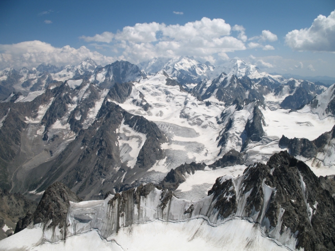 Ущелья Адырсу и Адылсу.Фото маршрутов в дополнение к описаниям (Альпинизм, уллу-тау, альпинистские маршруты)