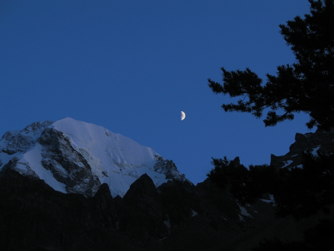 Ущелья Адырсу и Адылсу.Фото маршрутов в дополнение к описаниям (Альпинизм, уллу-тау, альпинистские маршруты)