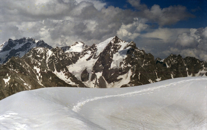 Ущелья Адырсу и Адылсу.Фото маршрутов в дополнение к описаниям (Альпинизм, уллу-тау, альпинистские маршруты)