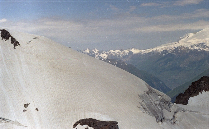 Ущелья Адырсу и Адылсу.Фото маршрутов в дополнение к описаниям (Альпинизм, уллу-тау, альпинистские маршруты)