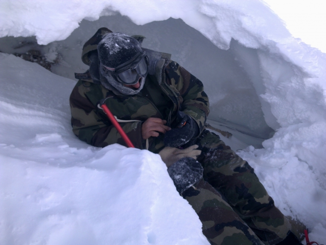 Верный друг - кавказец! (Альпинизм, эльбрус зимой, эльбрус, собака)