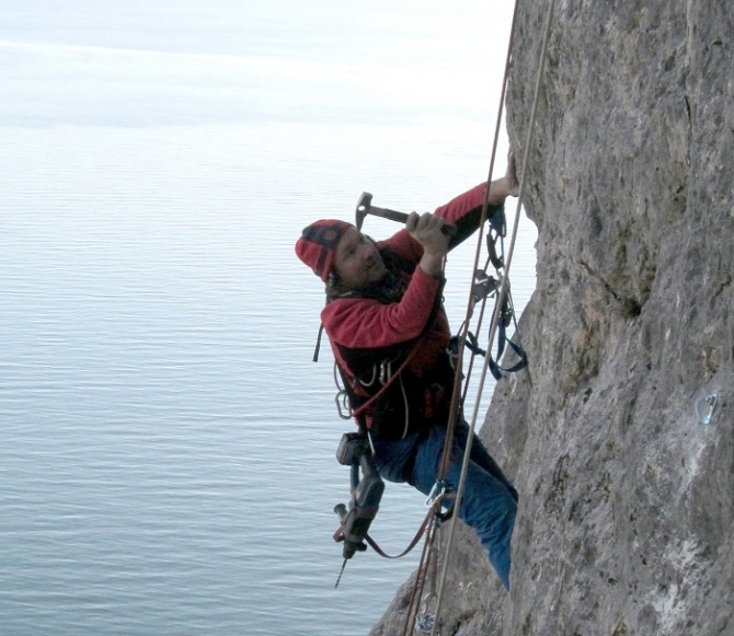 "Карман" и "Бомба". Названия, категории, фото новых маршрутов (Альпинизм, судак, сокол, террорист, новые маршруты)