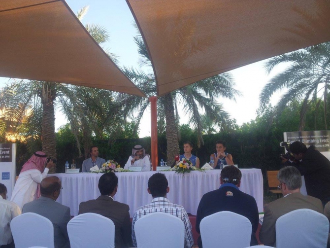 Станислав Кокорин в ОАЭ: сафари, шейхи, мастер-класс (Скалолазание, евгений вайцеховский, скалолазание, тюменская область, скорость, энтони ши, оман, красноярск)