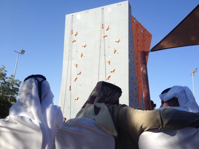 Станислав Кокорин в ОАЭ: сафари, шейхи, мастер-класс (Скалолазание, евгений вайцеховский, скалолазание, тюменская область, скорость, энтони ши, оман, красноярск)