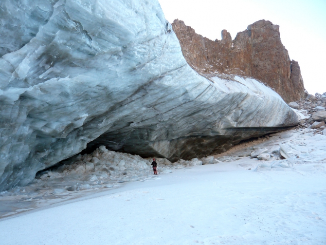 Солнечный лед Шаркаратмы, холодный взгляд Ак-Сая (Альпинизм, ала-арча, ак-сай, шаркаратма)