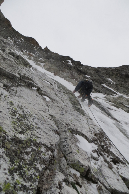 ПРИКЛЮЧЕНИЯ НА ЗИМНЕЙ УШБЕ (Альпинизм, ушба зима, столб ушбы)