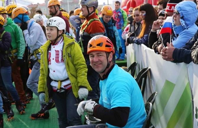 Фестиваль ледолазания в Сочи. Обновлено! (Ледолазание/drytoolling, ледолазание, сосулька)