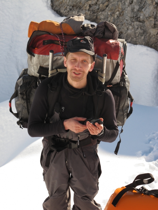 Приключения спелеологов в пещере Снежная. (Спелеология, абхазия., метрострой, подземная река, бзыбский, спелеологи, кс мгу, пещера, путешествие, олимпиада, экспедиции)