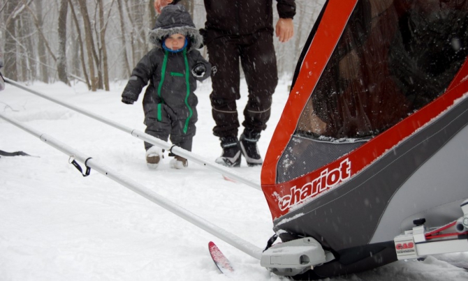 Вариант тренировки молодых родителей фанатично любящих беговые лыжи (thule, chariot, детская коляска)