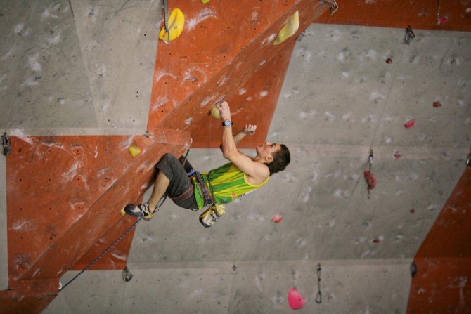 Факирьянов и Черешнева – победители Приза памяти Е.Абалакова в трудности! (Скалолазание, сергей сигов, приз памяти е.абалакова, анна марголина, иван кауров, михаил черников, василий козлов, дмитрий факирьянов, евгения маламид, трудность, яна черешнева, ольга бибик, скорость, кубок россии, красноярск, боулдеринг)