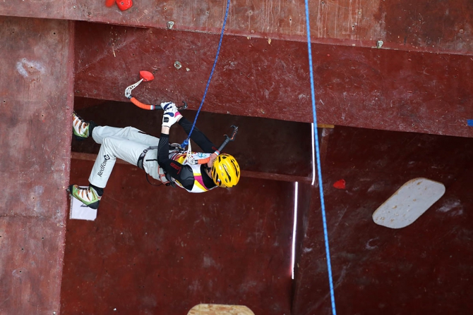 Уфа-2014. Кубок мира достался нашим! (Ледолазание/drytoolling, ледолазание, лед, ice wc, uiaa, россия, максим томилов, мария толоконина)